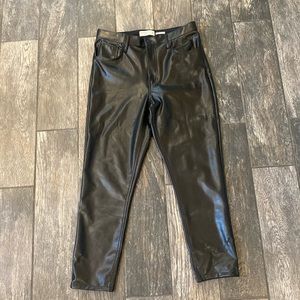 Abercrombie Womens Vegan Leather High Rise Skinny Pants